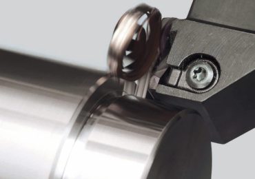 Dao tiện rãnh Kyocera GBA